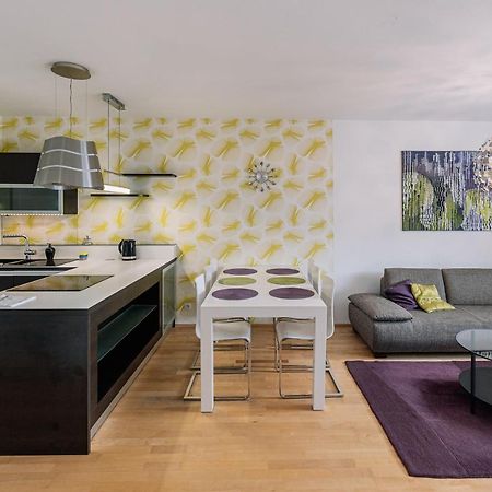 Apartment Family Bratislava Parking Slot Included! المظهر الخارجي الصورة
